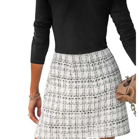 Career Lost in Paris Plaid Tweed Mini Skirt Size s refer to size chart post - Picture 4 of 11